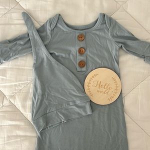 Caden Lane newborn arrival outfit / never worn